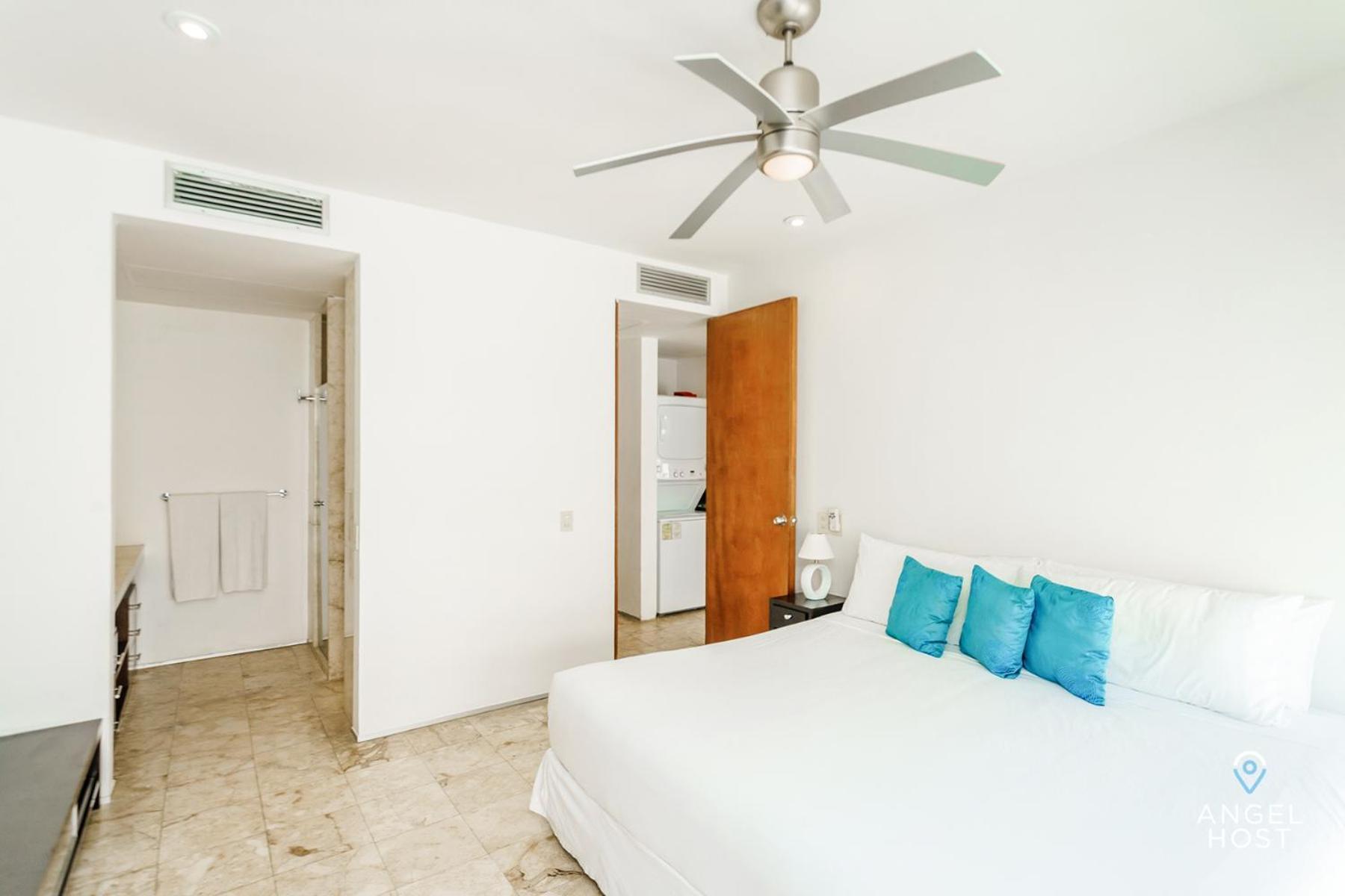 Gorgeous Magia Beachside By Stella Rentals! Apartamento Playa del Carmen