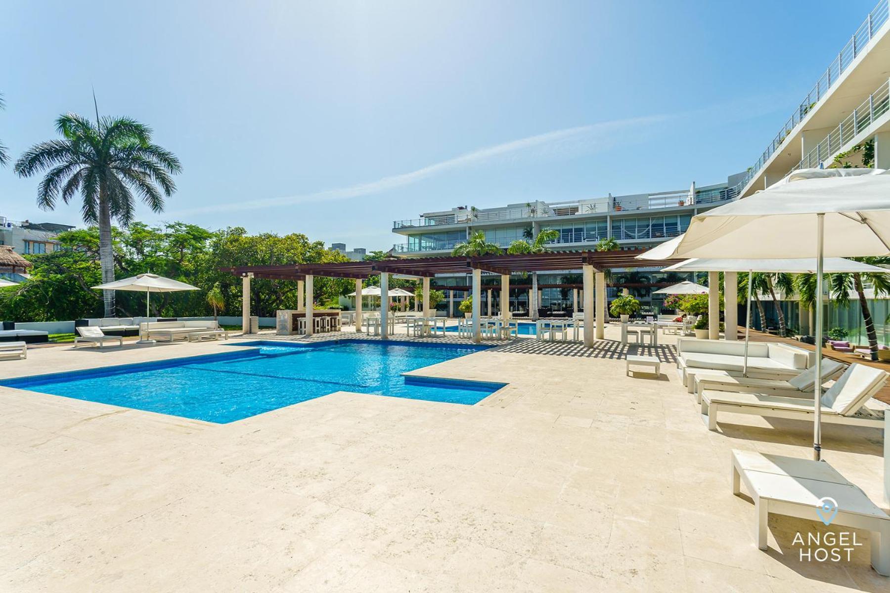 Gorgeous Magia Beachside By Stella Rentals! *
