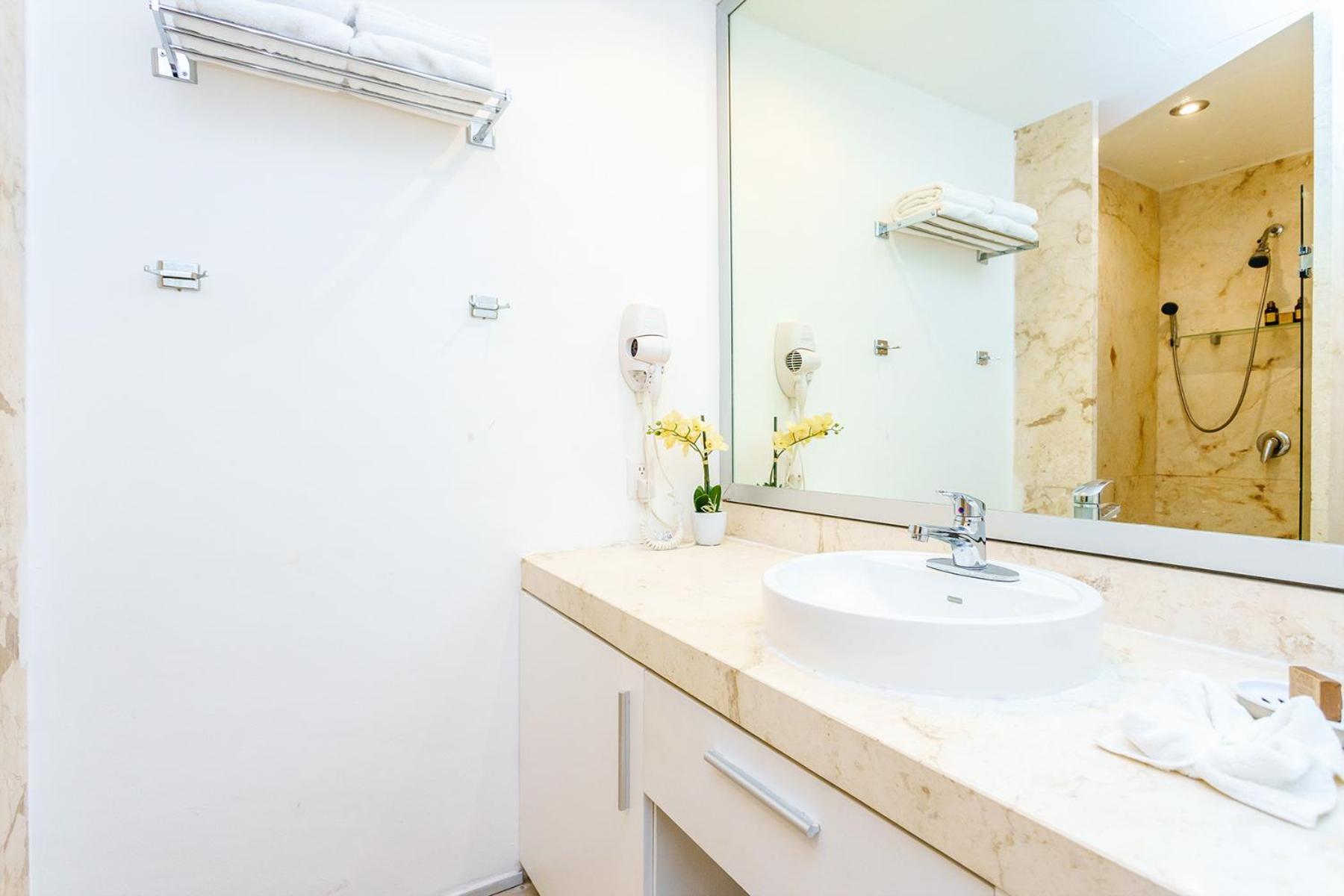 Gorgeous Magia Beachside By Stella Rentals! Playa del Carmen
